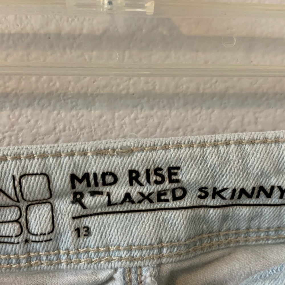 Jeans - Picture 2 of 3